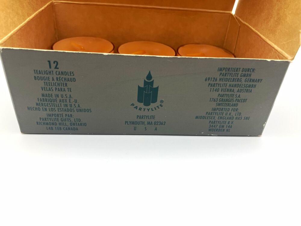 PartyLite Pumpkin SpiceFall Scented Tea Lights 8 Pack Orange VQ440 + 2 white